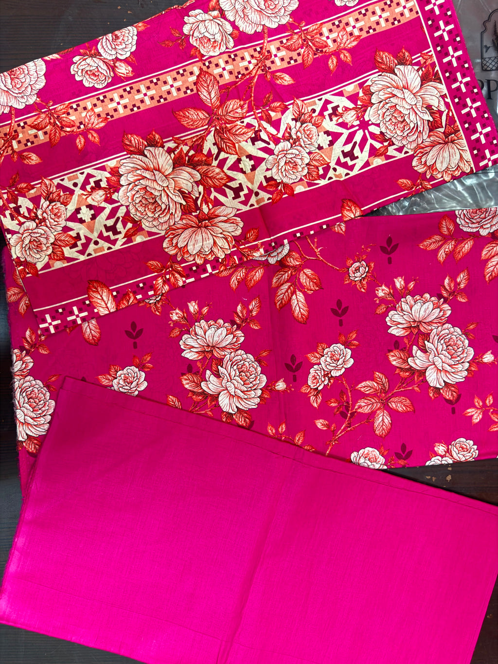 Polo Premium: Unstitched 3-Piece Fuchsia Floral Lawn Suit Fabric