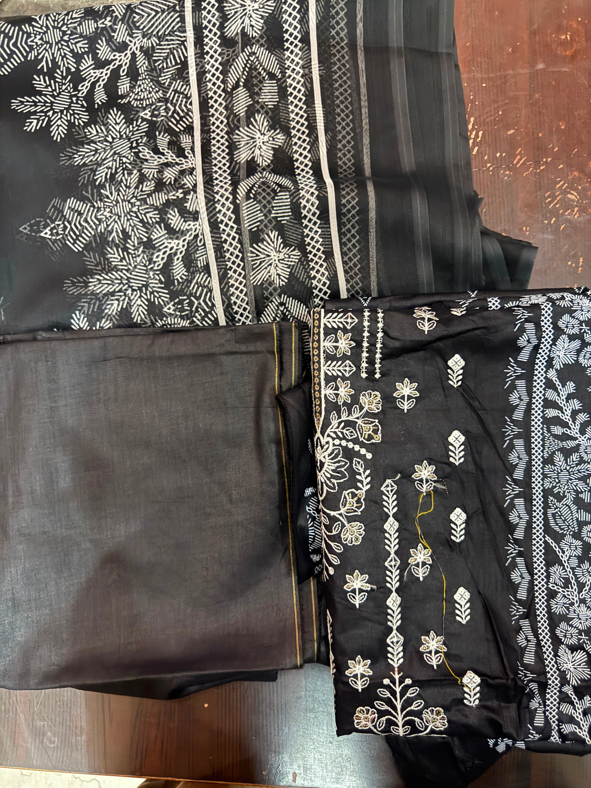 Polo Premium: Unstitched 3-Piece Black Lawn Suit Fabric with Jacquard Dupatta