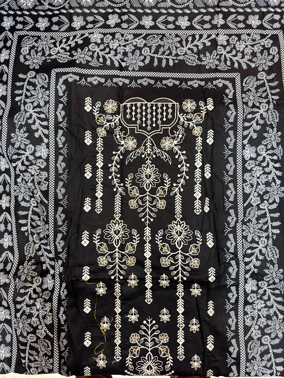 Polo Premium: Unstitched 3-Piece Black Lawn Suit Fabric with Jacquard Dupatta